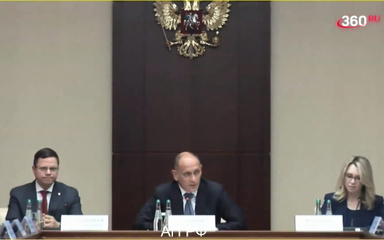 Академик Игорь Хатьков...
